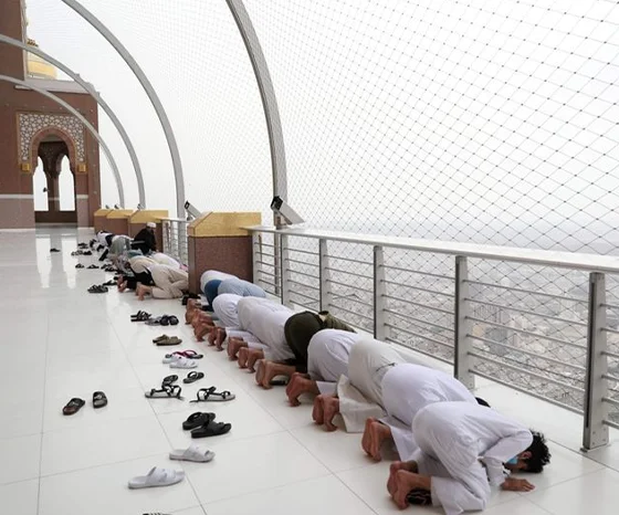 In Unity: Traveltouriz Pilgrims Performing Prayers